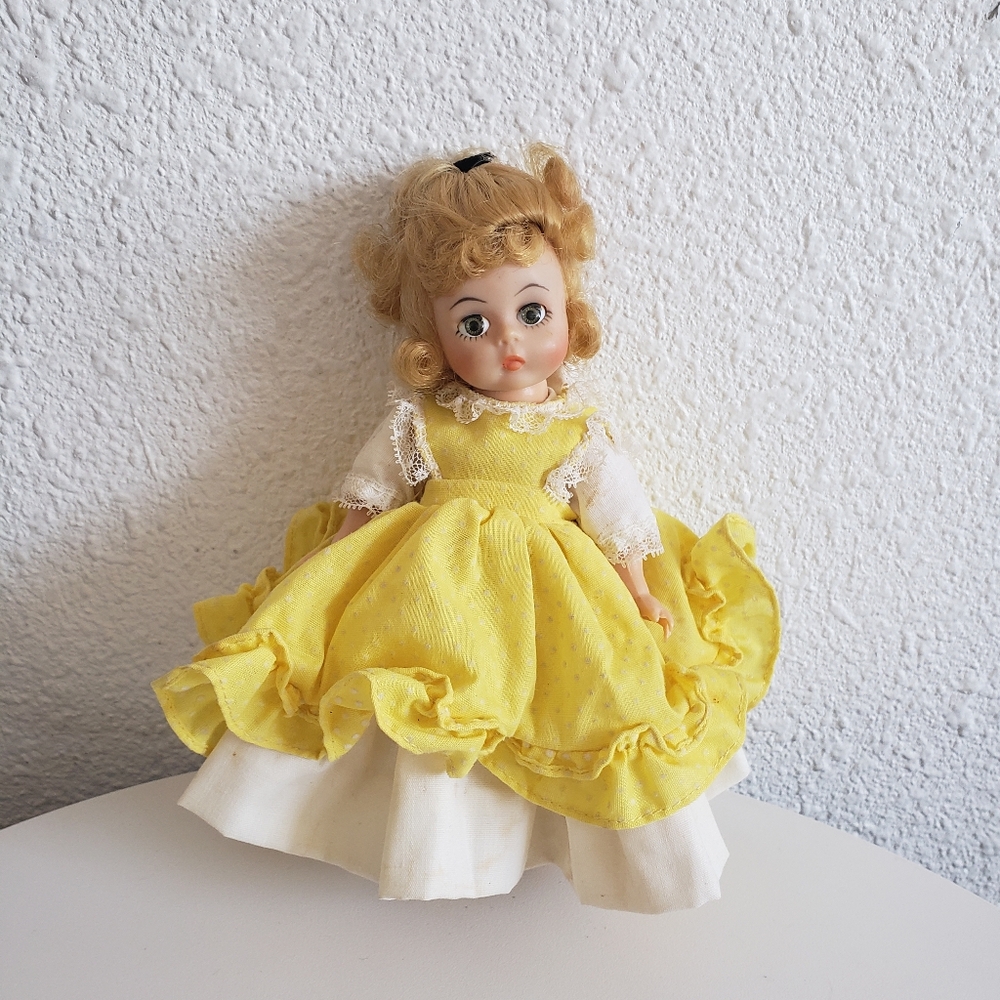 Madame Alexander Doll Little Women Amy Blondie Opened /closed Eyes USA 8 " tall.
